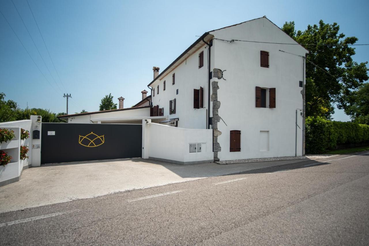 Regina Nel Cuore Del Veneto Codognè Exteriör bild