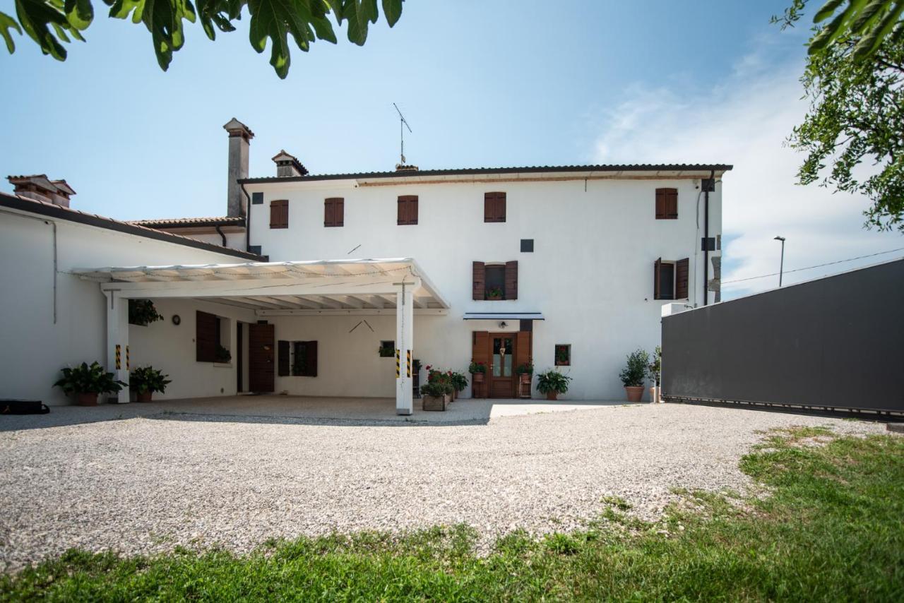 Regina Nel Cuore Del Veneto Codognè Exteriör bild